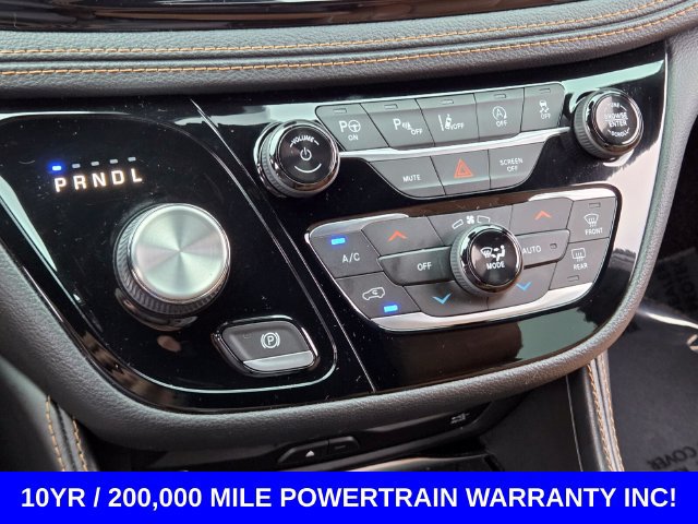 Used 2022 Chrysler Pacifica Pinnacle AWD/4WD image 25