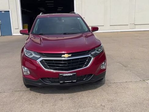 Used 2018 Chevrolet Equinox LT w/ Sun & Infotainment Package FWD image 3