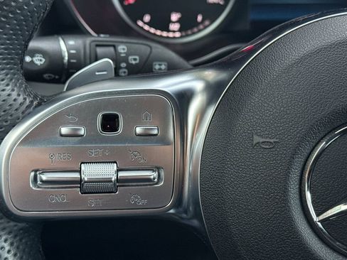 Used 2022 Mercedes-Benz GLC 300 4MATIC image 27