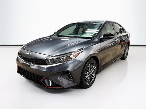 Used 2023 Kia Forte GT-Line image 3