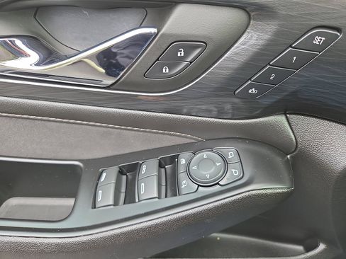 Certified 2023 Chevrolet Traverse High Country w/ LPO, Floor Liner Package image 35