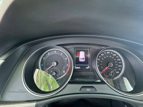 Used 2019 Volkswagen Atlas SE w/ Towing Package AWD/4WD image 6