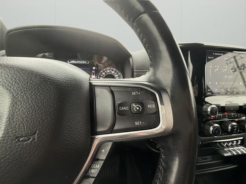 Used 2021 RAM 1500 Laramie w/ Sport Appearance Package image 13