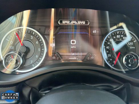 Used 2025 RAM 1500 Laramie image 11