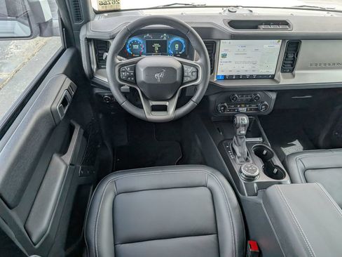 New 2026 Ford Bronco Outer Banks AWD/4WD image 7