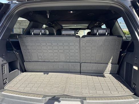 Used 2024 Lincoln Navigator Reserve AWD/4WD image 25
