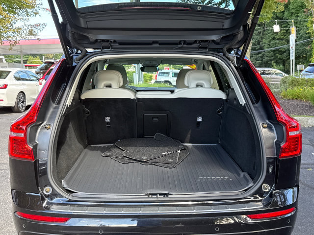 Certified 2023 Volvo XC60 B5 Core w/ Climate Package AWD/4WD image 25