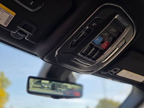 Used 2024 Jeep Grand Cherokee L Limited w/ Luxury Tech Group II image 35