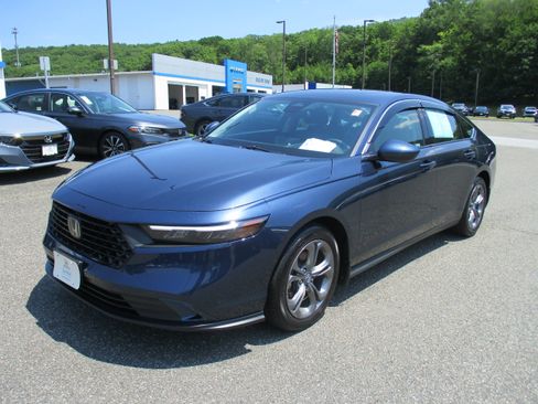 Certified 2023 Honda Accord EX image 1