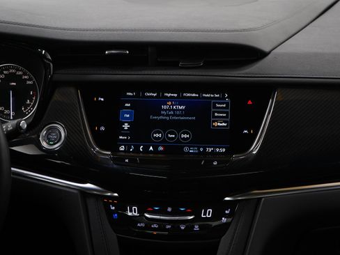 Used 2025 Cadillac XT6 Sport AWD/4WD image 15