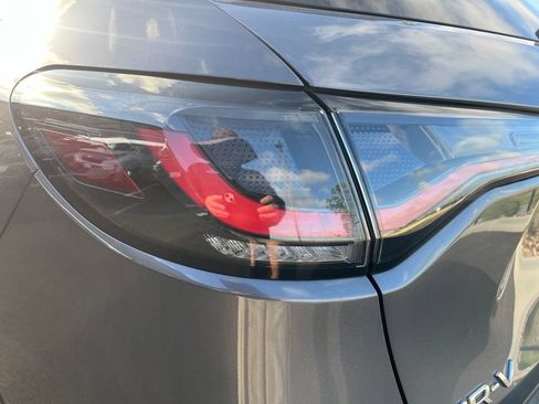 Used 2027 Honda HR-V EX-L image 7