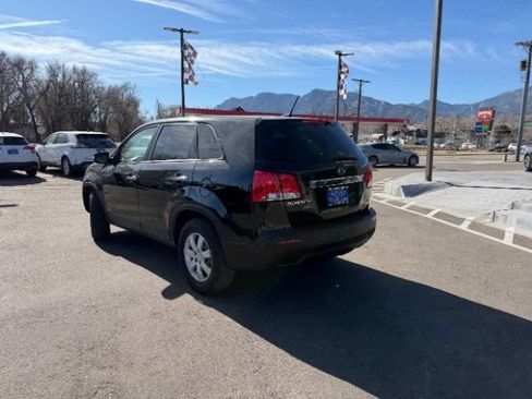 Used 2012 Kia Sorento FWD image 12