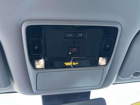 Used 2024 Toyota Grand Highlander Limited image 33