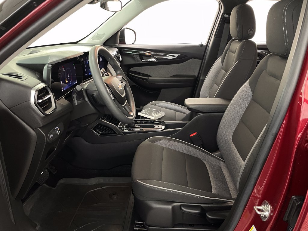 Certified 2024 Chevrolet TrailBlazer LS w/ LS Convenience Package FWD image 7