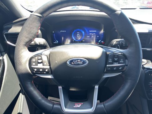 Used 2023 Ford Explorer ST w/ Equipment Group 401A AWD/4WD image 17