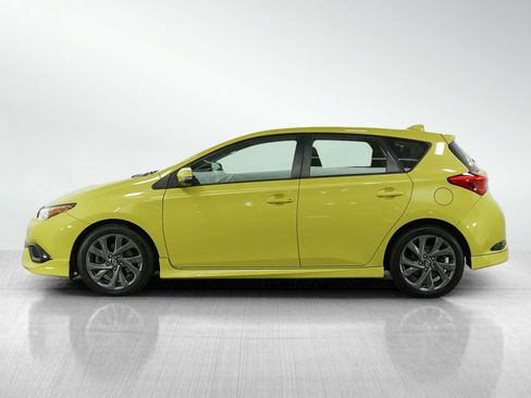 Used 2016 Scion iM image 2