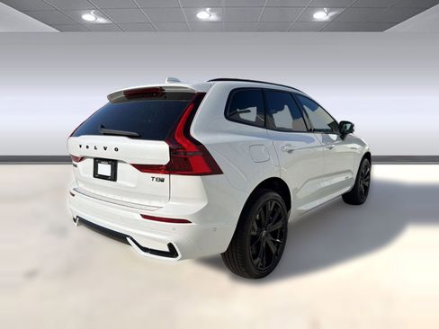 New 2026 Volvo XC60 T8 Ultra w/ Protection Package Premier AWD/4WD image 9