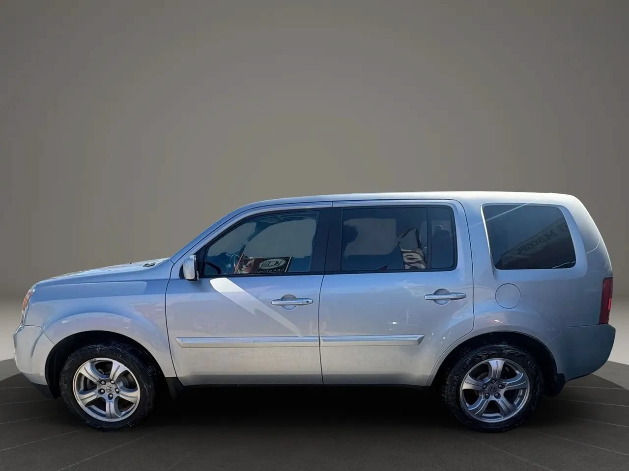 Used 2015 Honda Pilot EX-L image 2