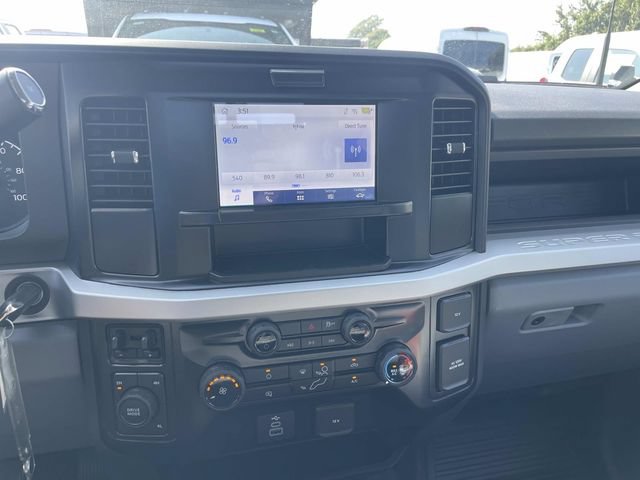 New 2026 Ford F550 4x4 Regular Cab Super Duty image 7