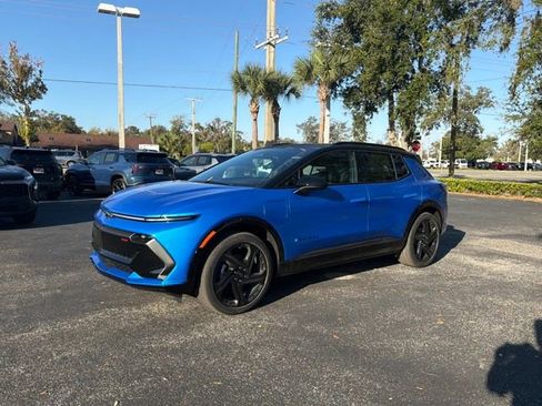 New 2026 Chevrolet Equinox EV RS image 2