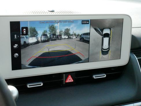 Used 2024 Hyundai Ioniq 5 Limited AWD/4WD image 31
