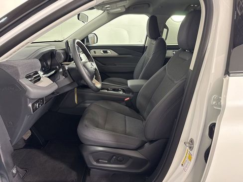 New 2026 Ford Explorer Active AWD/4WD image 14