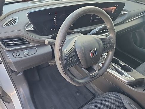 Certified 2026 Buick Envista Preferred FWD image 14