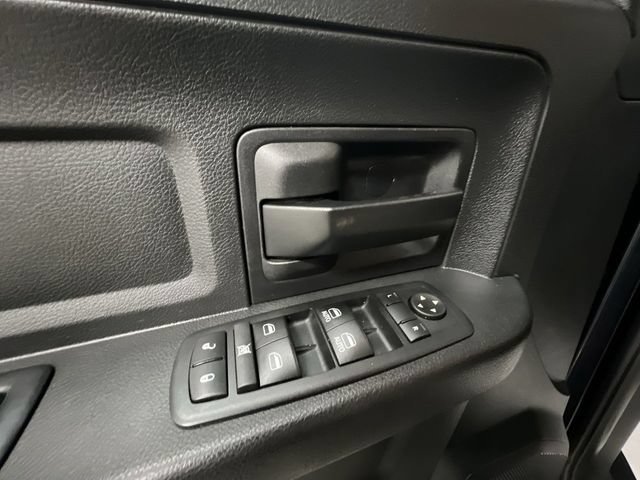 Used 2017 RAM 1500 Express AWD/4WD image 21
