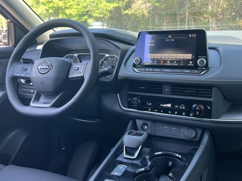 New 2026 Nissan Rogue Dark Armor FWD image 3