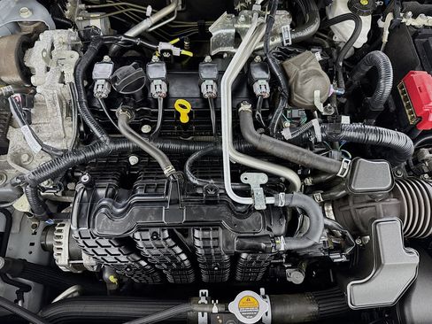 Used 2024 Nissan Altima 2.5 SV image 38