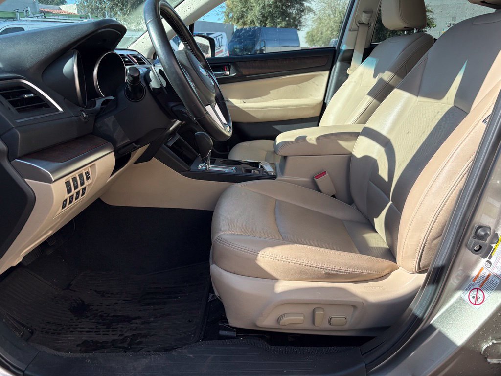 Used 2016 Subaru Outback 3.6R Limited AWD/4WD image 8