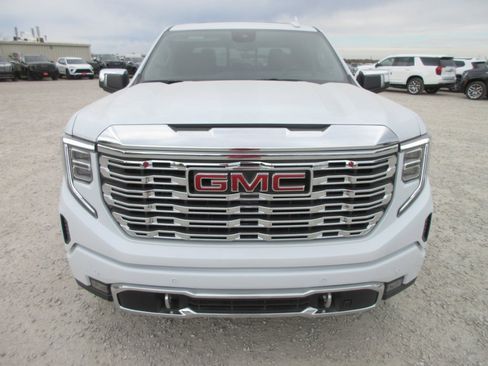 New 2026 GMC Sierra 1500 Denali image 10