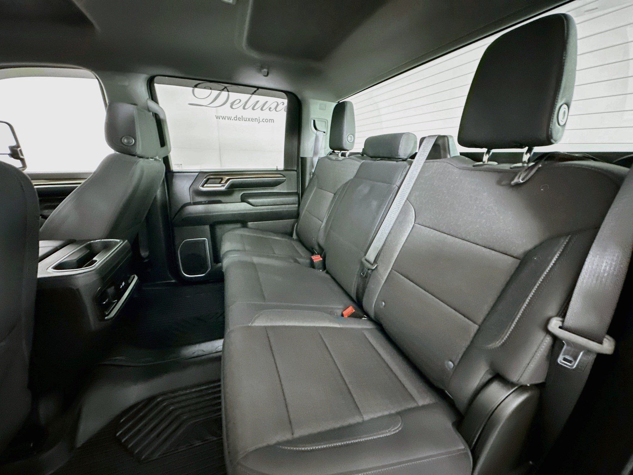 Used 2024 Chevrolet Silverado 2500 LT AWD/4WD image 21