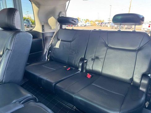 Used 2011 Lexus LX 570 4WD w/ Luxury Pkg image 24