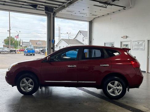 Used 2013 Nissan Rogue S w/ Special Edition Pkg AWD/4WD image 22