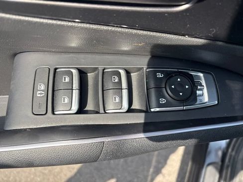 Used 2023 Kia Sorento S FWD image 21