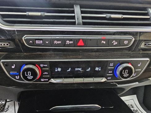 Used 2019 Audi Q7 3.0T Premium Plus w/ Premium Plus Package image 36