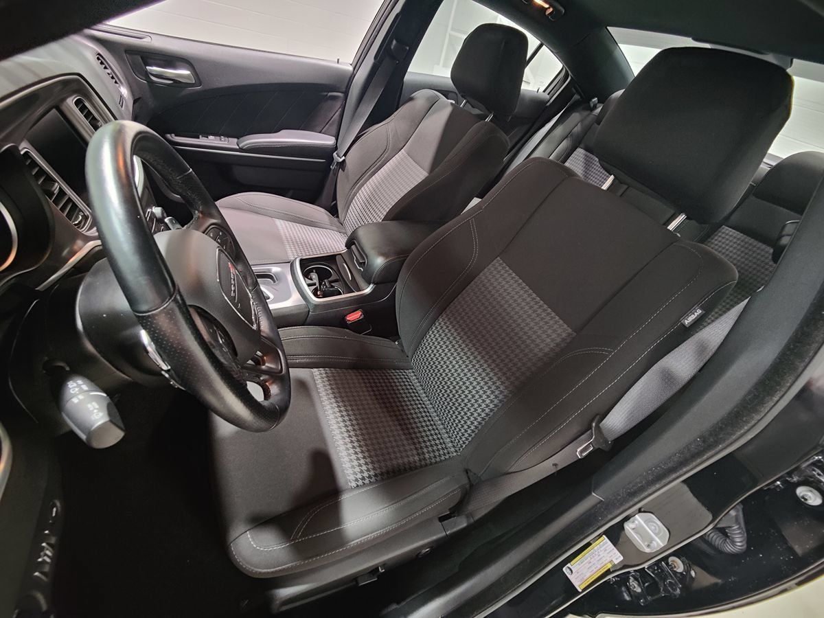 Used 2021 Dodge Charger SXT w/ Driver Convenience Group AWD/4WD image 22