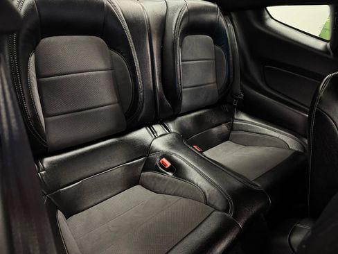 Used 2019 Ford Mustang GT Premium w/ GT Performance Package image 17