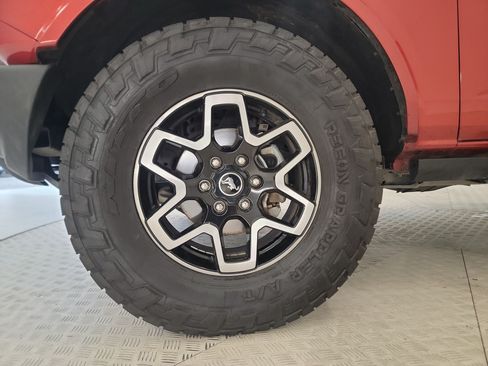 Used 2022 Ford Bronco Outer Banks AWD/4WD image 10