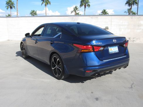 Used 2023 Nissan Altima 2.5 SR image 6