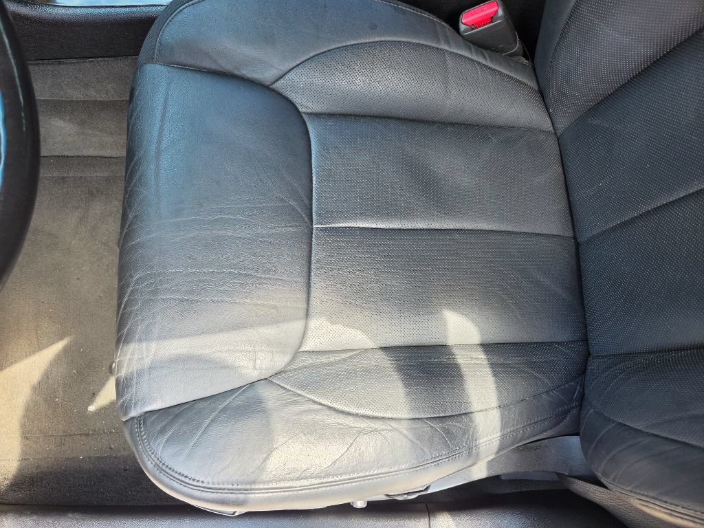 Used 2008 Cadillac DTS FWD image 18