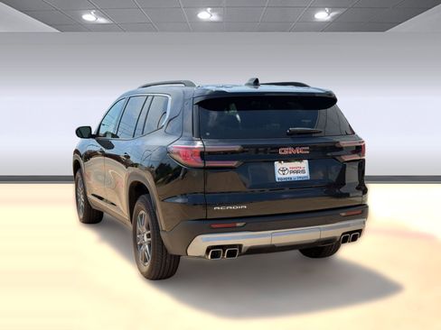 Used 2025 GMC Acadia Elevation FWD image 17