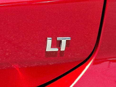 Certified 2023 Chevrolet Equinox LT image 30