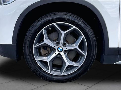 Used 2017 BMW X1 xDrive28i AWD/4WD image 10