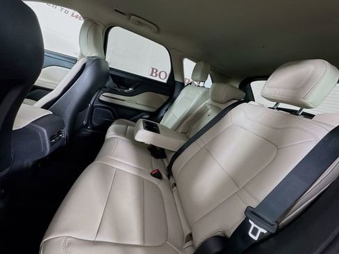 New 2026 Lincoln Corsair Premiere image 25