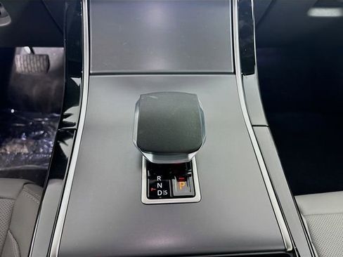 New 2026 Land Rover Range Rover Velar S image 18