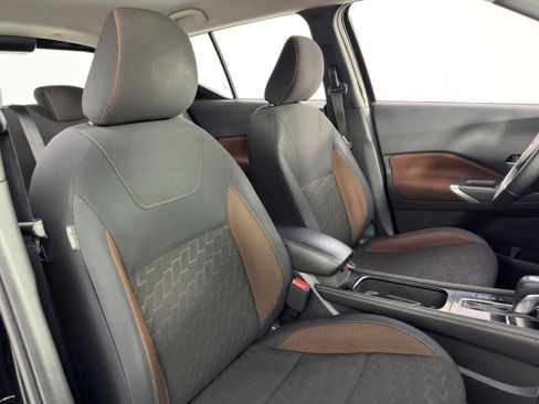 Used 2022 Nissan Kicks SR image 30