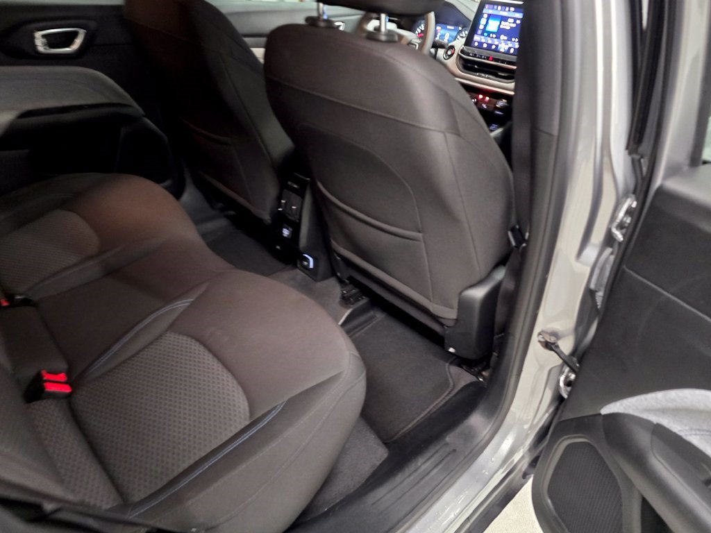 Certified 2023 Jeep Compass Sport AWD/4WD image 30