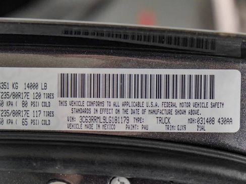 Used 2020 RAM 3500 Laramie w/ Night Edition image 71